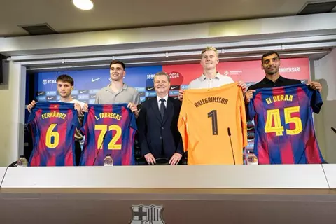 بعد انضمامه إلى برشلونة.. سيف الدرع: أتطلع لخوض مباراتي الأولى مع الفريق